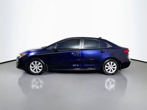 Used 2022 Toyota Corolla LE FWD image 6