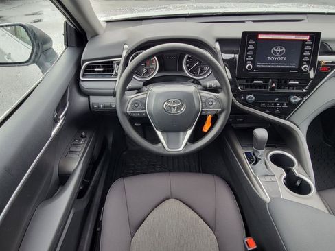 Used 2024 Toyota Camry LE FWD image 30