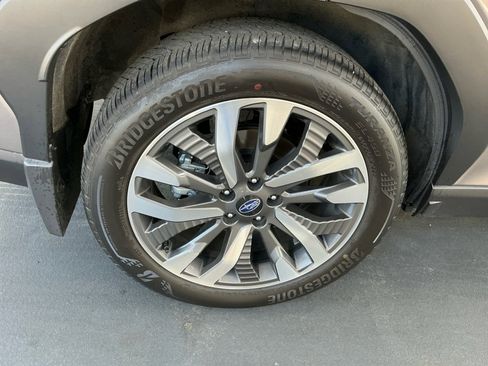 Certified 2025 Subaru Forester Touring w/ Popular Package - Touring AWD/4WD image 29