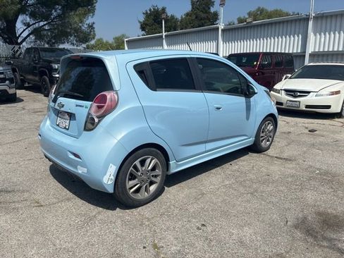 Used 2014 Chevrolet Spark LT FWD image 3