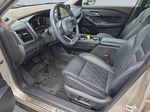 Used 2021 Nissan Rogue Platinum AWD/4WD image 10