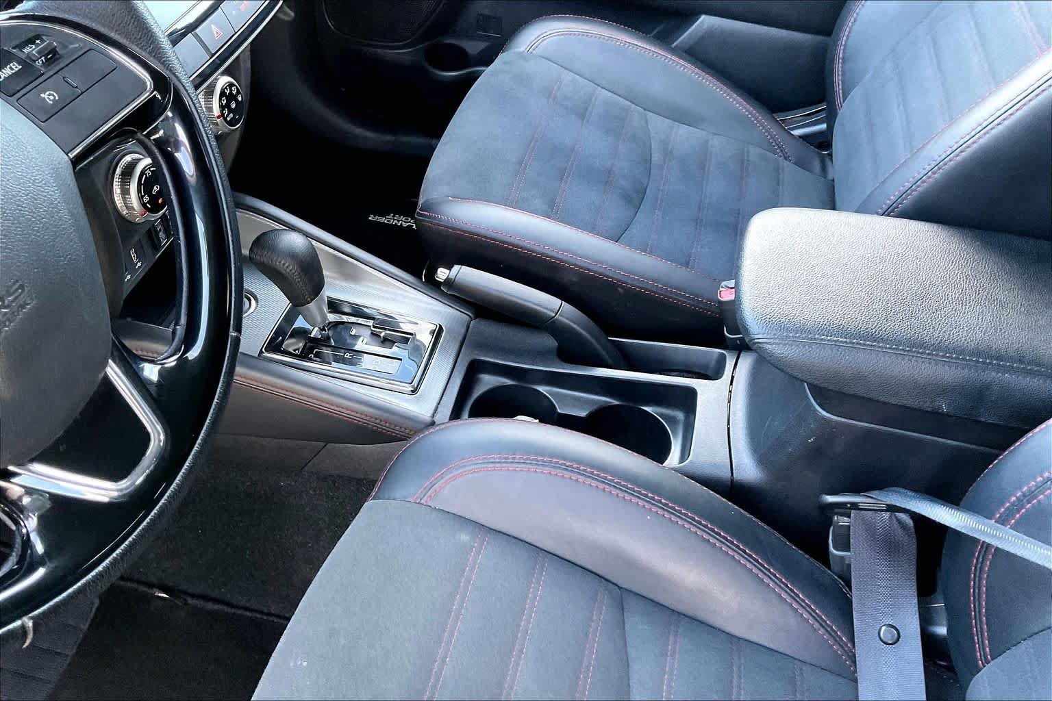 Used 2024 Mitsubishi Outlander Sport AWD image 16