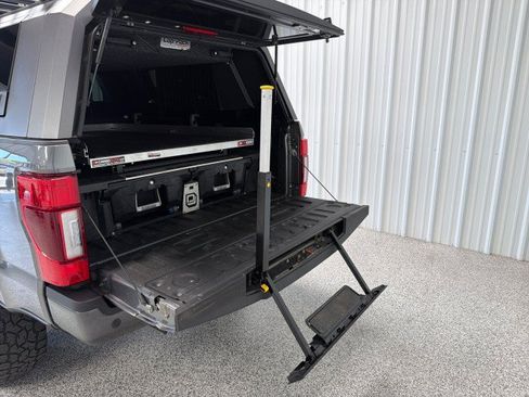Used 2022 Ford F250 Platinum AWD/4WD image 35