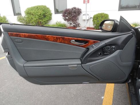 Used 2003 Mercedes-Benz SL 500 image 24