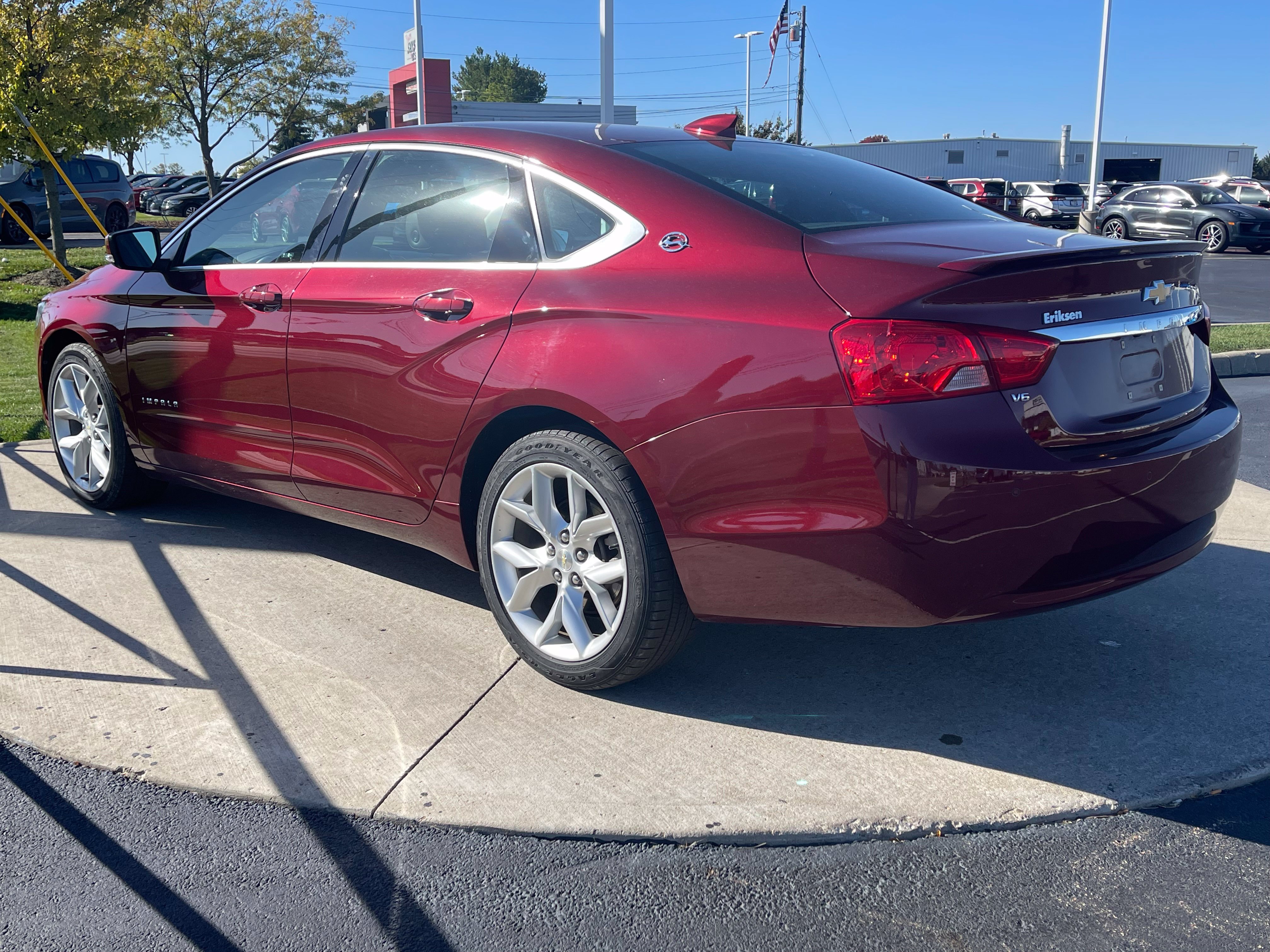 Used 2017 Chevrolet Impala LT w/ Leather Package FWD image 5