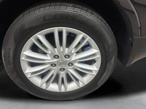 Used 2017 Buick Envision Preferred FWD image 36