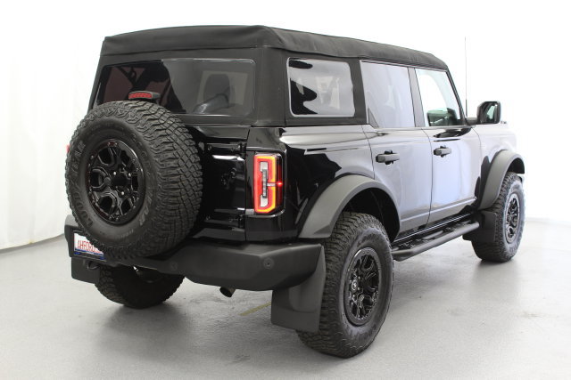 Used 2023 Ford Bronco Wildtrak AWD/4WD image 9