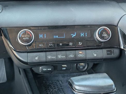 Used 2021 Hyundai Elantra SEL w/ Convenience + Premium Package FWD image 25