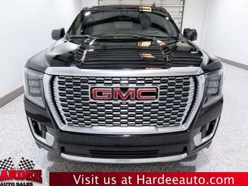 Used 2021 GMC Yukon Denali w/ Denali Premium Package RWD image 7