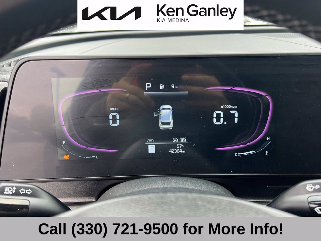 Certified 2025 Kia Sportage EX w/ Premium Package AWD/4WD image 31