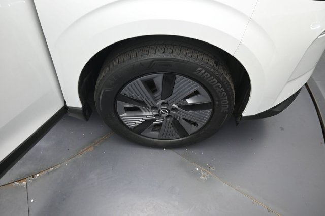 Certified 2025 Nissan Murano SL w/ Cargo Package AWD/4WD image 38
