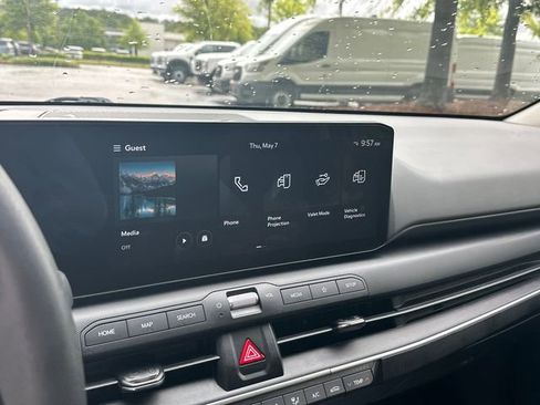 Used 2025 Kia K4 FWD image 28