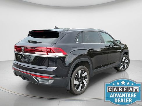 Used 2024 Volkswagen Atlas Cross Sport SE FWD image 6