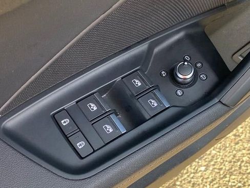 Used 2024 Audi A3 2.0T Premium image 8