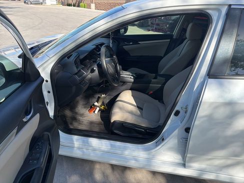Used 2020 Honda Civic LX image 6
