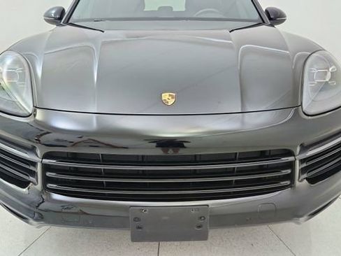 Used 2019 Porsche Cayenne AWD/4WD image 9