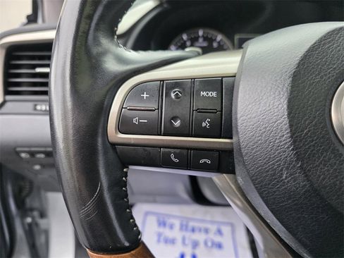 Used 2022 Lexus RX 350L FWD w/ Premium Package image 17