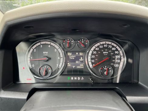 Used 2011 RAM 1500 Big Horn RWD image 19