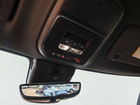 Used 2024 GMC Acadia Denali w/ Super Cruise Package FWD image 24