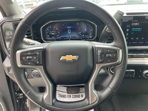 Used 2025 Chevrolet Silverado 2500 LT w/ Convenience Package AWD/4WD image 47