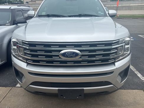 Used 2019 Ford Expedition Max XLT AWD/4WD image 9