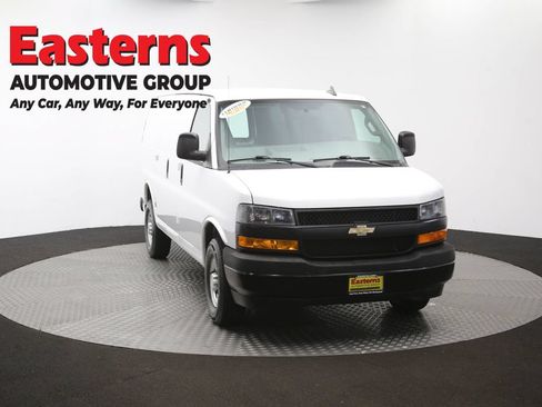 Used 2019 Chevrolet Express 2500 w/ Driver Convenience Package RWD image 46