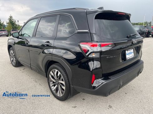 Used 2026 Subaru Forester Touring AWD/4WD image 3