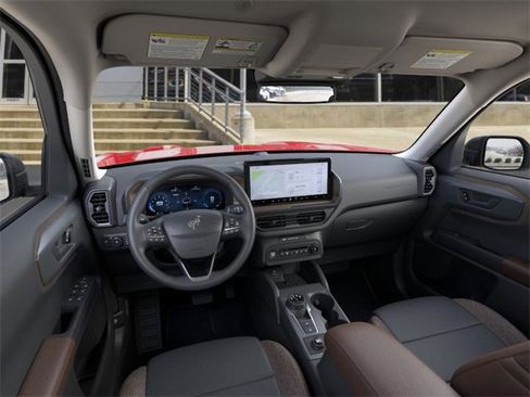 New 2025 Ford Bronco Sport Outer Banks image 9