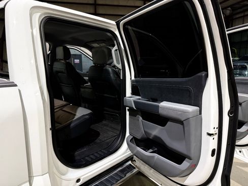 Used 2021 Ford F150 Lariat w/ Max Trailer Tow Package AWD/4WD image 20