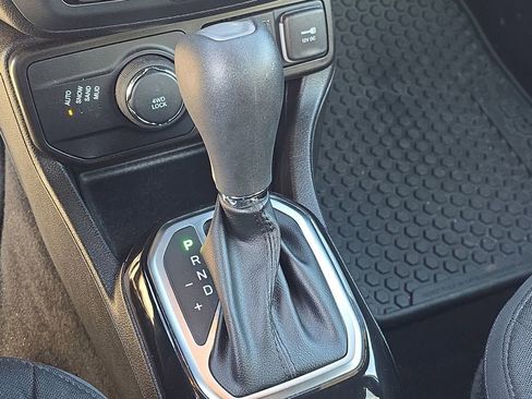 Certified 2022 Jeep Renegade Altitude w/ Convenience Group image 29