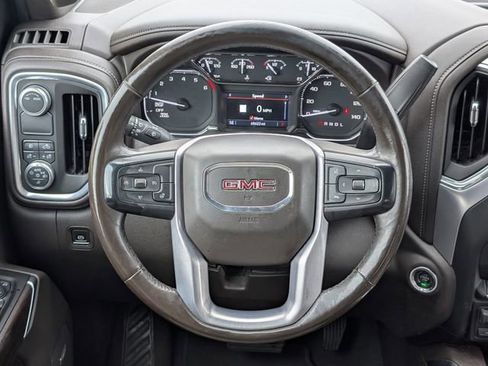 Used 2020 GMC Sierra 1500 SLT RWD image 14