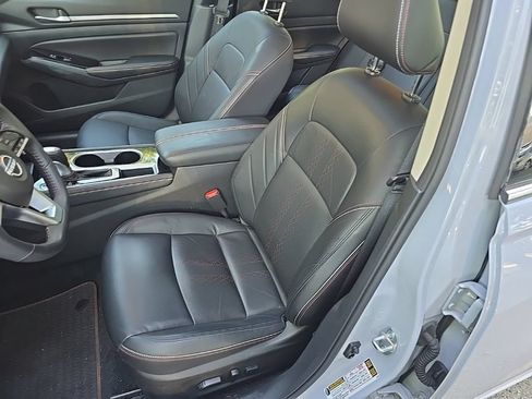 Certified 2024 Nissan Altima 2.5 SR w/ SR Premium Package FWD image 14