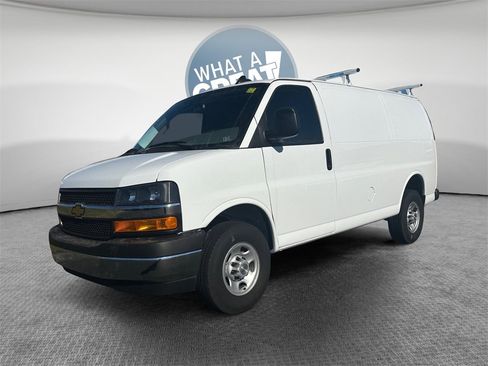 New 2024 Chevrolet Express 3500 w/ Driver Convenience Package image 8
