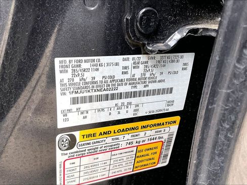 Used 2022 Ford Expedition Limited RWD image 6