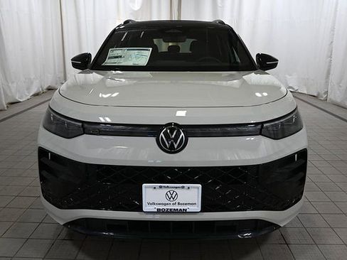 New 2026 Volkswagen Tiguan SE R-Line image 15