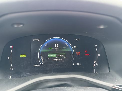 Used 2025 Toyota Camry LE image 16