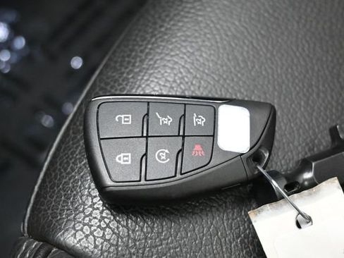 Used 2021 GMC Yukon Denali w/ Denali Premium Package AWD/4WD image 44