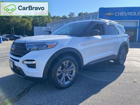 Used 2022 Ford Explorer XLT w/ Equipment Group 202A AWD/4WD image 1