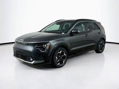 Used 2024 Kia Niro Wind FWD image 3