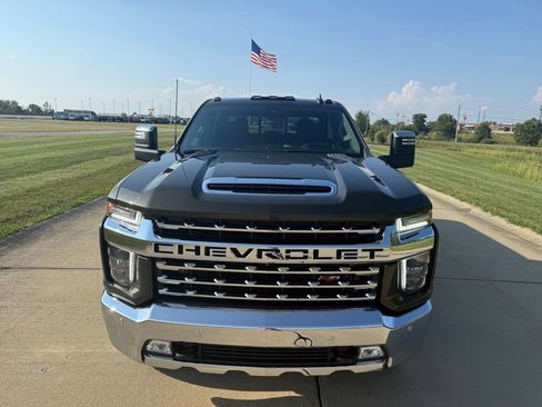Used 2022 Chevrolet Silverado 2500 LTZ w/ LTZ Plus Package AWD/4WD image 13