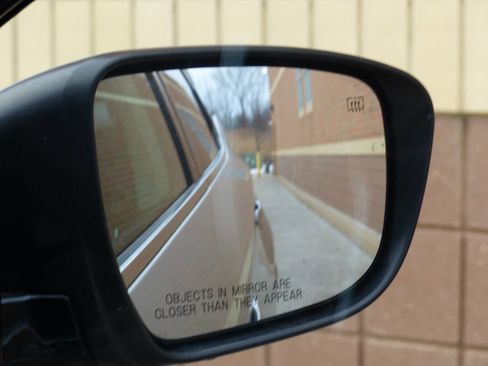 Used 2021 Nissan Murano SV image 49