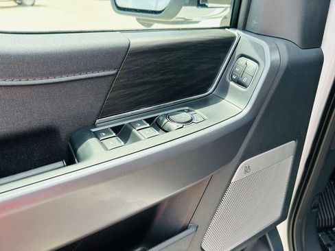 New 2025 Ford F150 Lariat w/ Equipment Group 502A High image 19