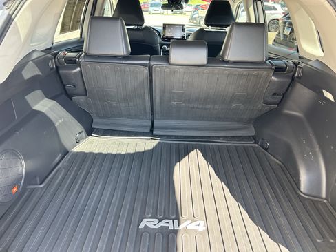 Certified 2022 Toyota RAV4 XLE Premium AWD/4WD image 14
