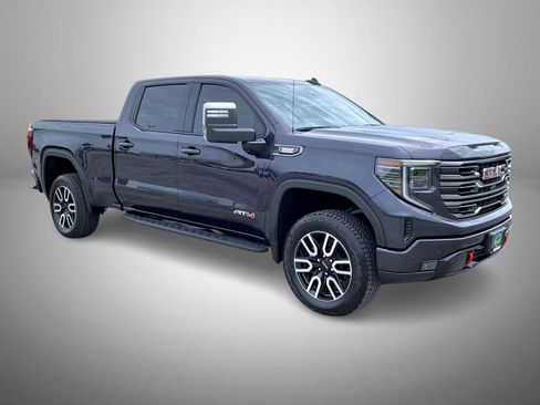 Certified 2025 GMC Sierra 1500 AT4 w/ AT4 Premium Package AWD/4WD image 3