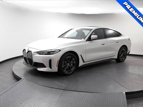 Used 2023 BMW i4 eDrive35 w/ Premium Package RWD image 2