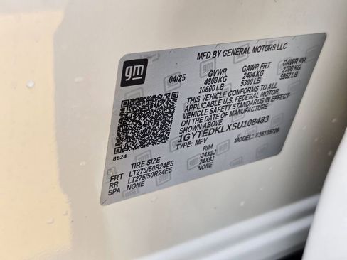 Certified 2025 Cadillac Escalade IQ Luxury 2 w/ LPO, Premium Carpet Package image 33