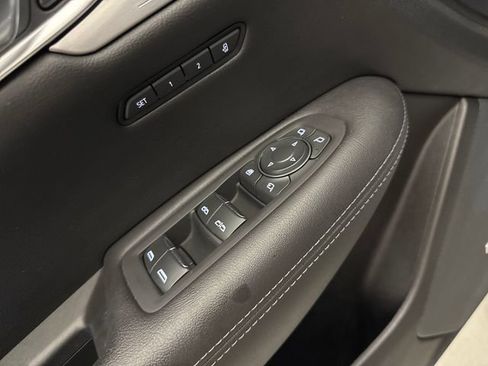 Used 2023 Cadillac XT5 Sportv AWD/4WD image 11