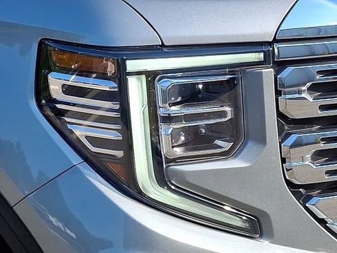 Used 2023 GMC Sierra 1500 Denali w/ Denali Reserve Package AWD/4WD image 30