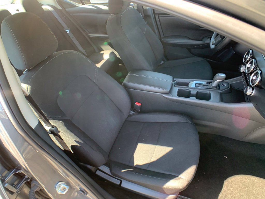 Used 2025 Nissan Sentra S FWD image 30
