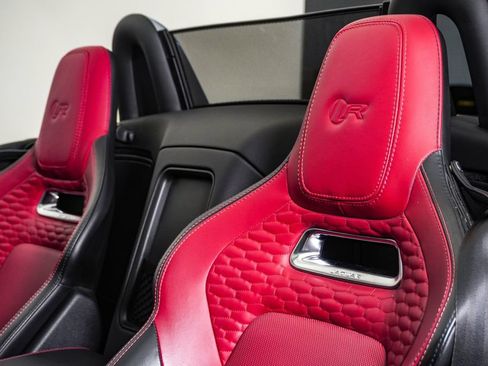 Used 2021 Jaguar F-TYPE R AWD/4WD image 21
